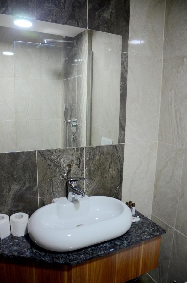 Hotel Imperial Struga Exteriör bild